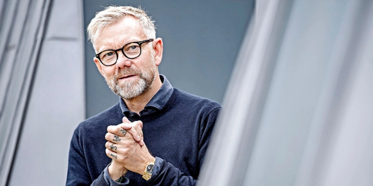 Efter 2 år er det slut for Casper Christensen