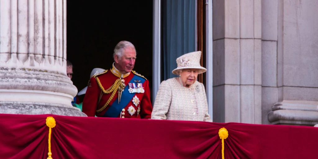 Kong Charles III planlægger muligvis at skære ned på den kongelige familie