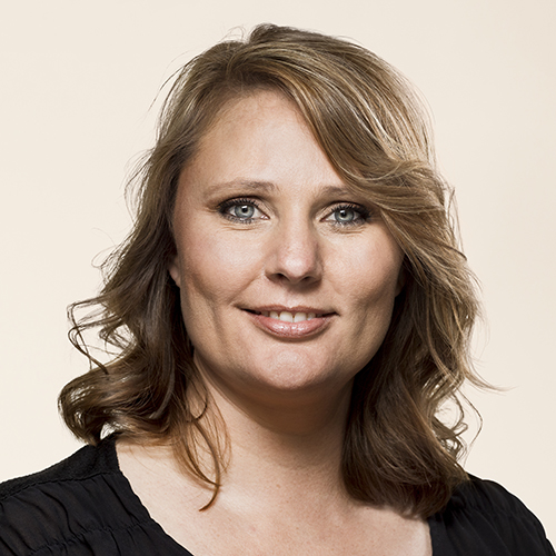 Folketingsmedlem blander sig i debat: Viser maveskind i protest