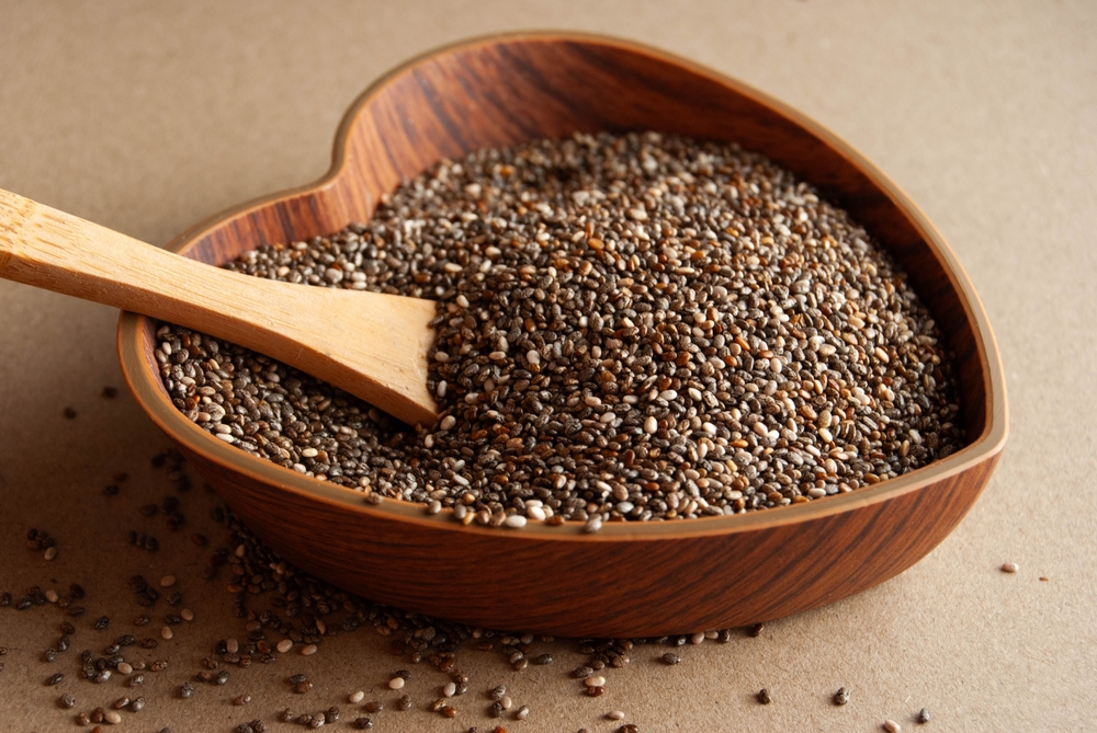 Hvordan kan vand med chiafrø reducere mavefedt?