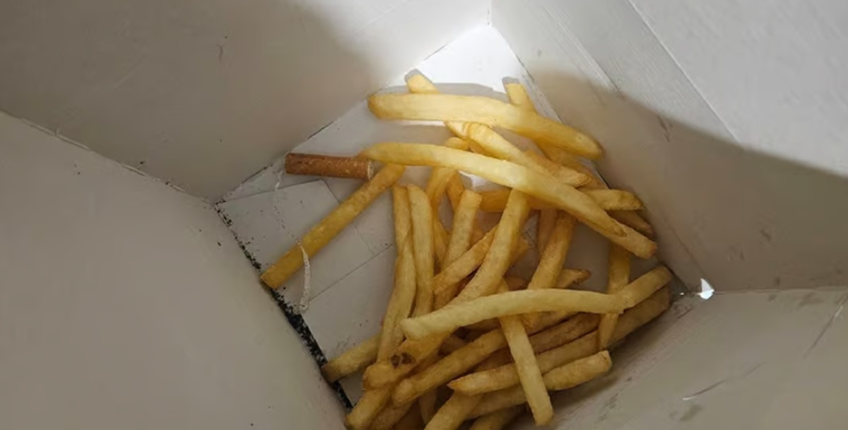 Føj for den! Mor fandt cigaretskod i sin søns Happy Meal fra McDonald’s