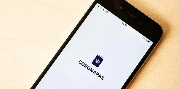 Regeringen melder ud: Vil indføre krav om coronapas på statslige arbejdspladser