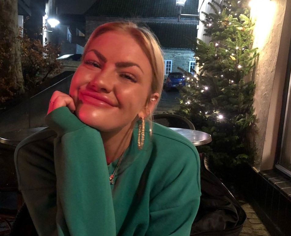 22-årige Carina fejrer sin jul anderledes end de fleste andre