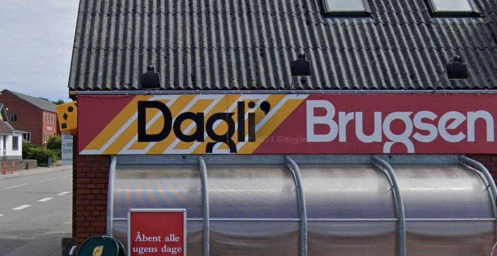 Dansk by dropper Coop: Vil have ny købmand