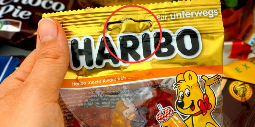 Har du også undret dig over, hvad denne ting på Haribo-posen er til?
