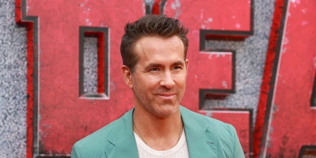 Ryan Reynolds håner Danmark i ny film “Du vil aldrig se et dansk flag…”