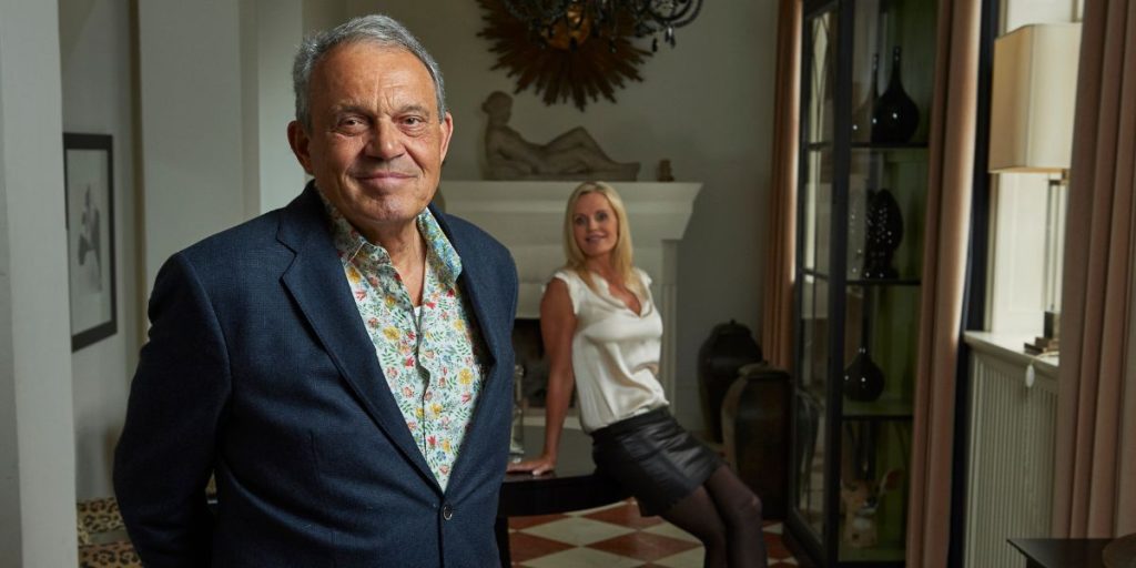 Kort efter skilsmissen: Karsten Ree Spottet hånd i hånd med ny kvinde
