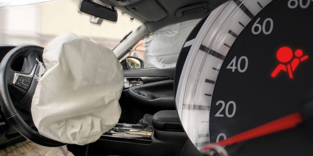 Bilproducent advarer: Har du en af disse modeller, så pas på! Airbag kan eksplodere