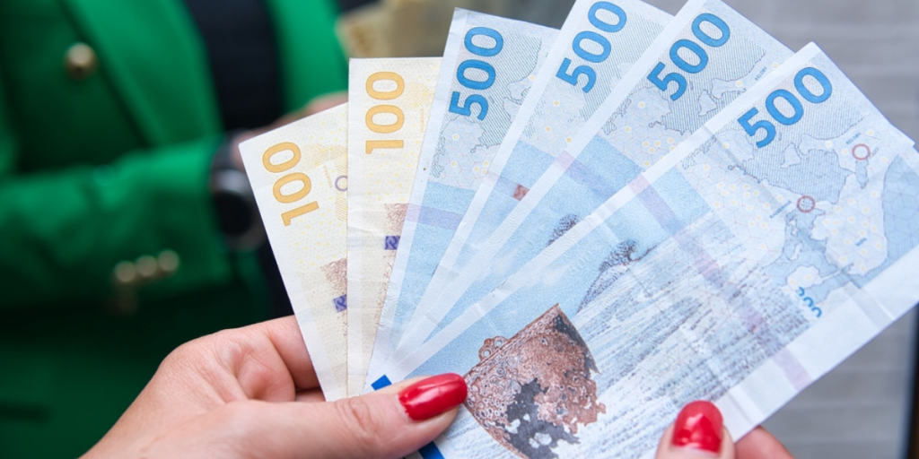 Vibeke tjener 25.000 kr. om måneden på 10 timer om ugen: Nu afslører hun hemmeligheden