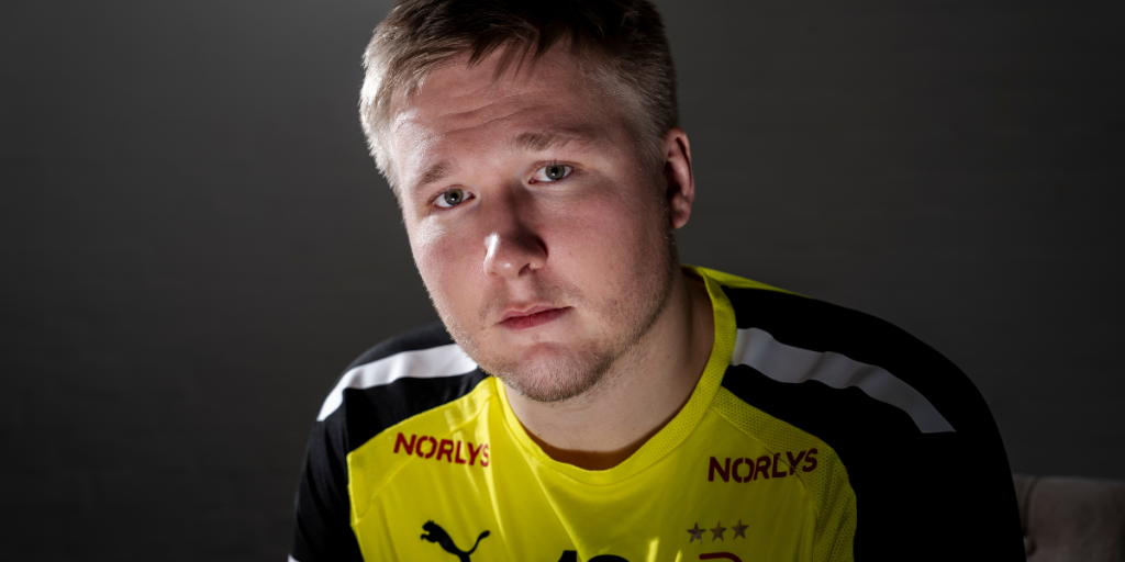 Emil Nielsen afslører: Derfor måtte han trække sig fra håndbolden