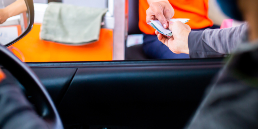 Det plejede at være gratis – nu koster det dig hver gang at køre herfra