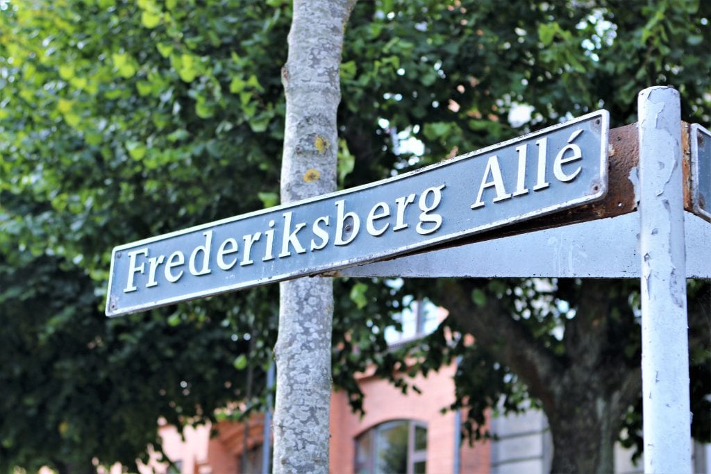 Sprudlende byliv i historiske rammer