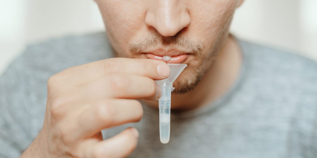 19-årig købte DNA-test for sjov: Hvad han opdagede, har ødelagt hele hans familie