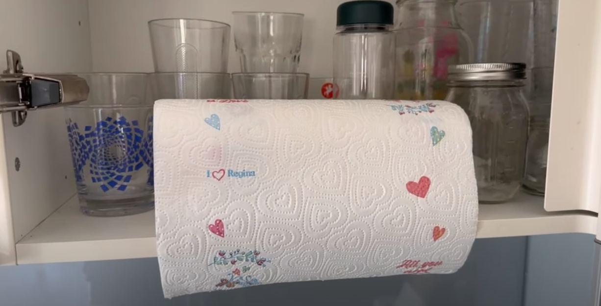 Sådan har du aldrig opbevaret din køkkenrulle: Når du ser, hvor det er, vil du gøre det samme