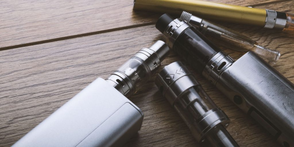 I kampen mod nikotinen: Nu forbydes e-cigaretter