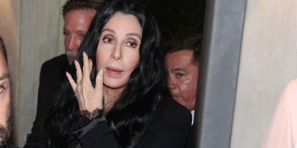 Cher afslører tanker om selvmord og dyb ensomhed