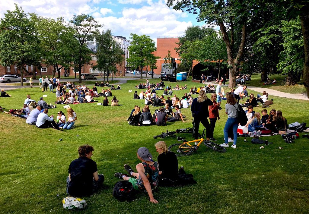 Gratis elektronisk musikarrangement i Mariaparken