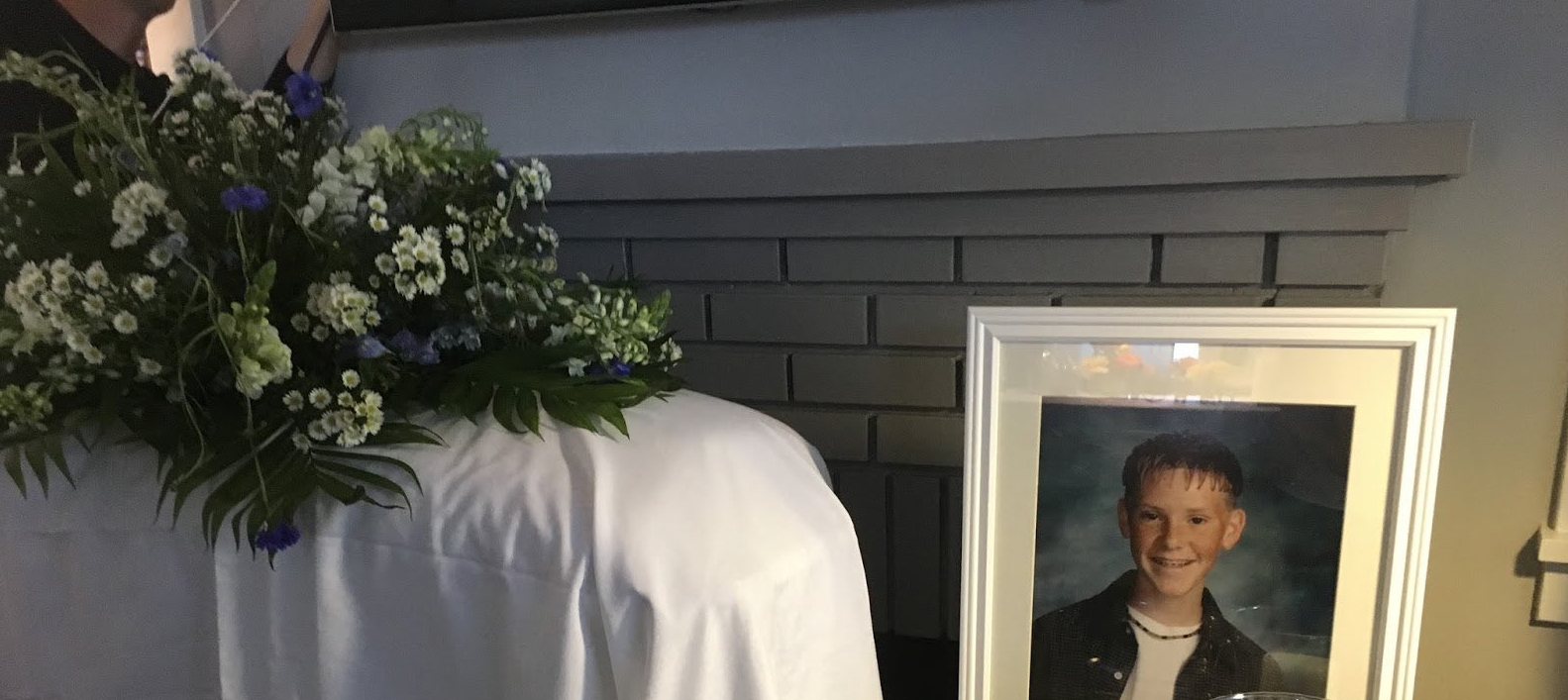 Troede han skulle til fødselsdag – Endte til sin egen begravelse