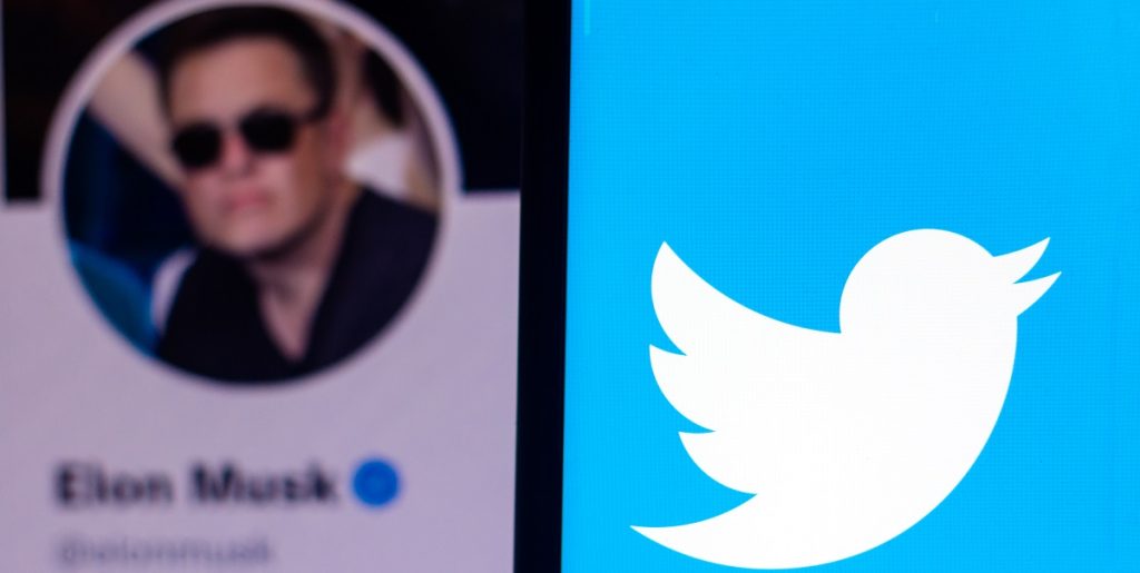 Bizart løfte fra Elon Musk: “Twitter vil gøre en masse dumme ting i de kommende måneder”