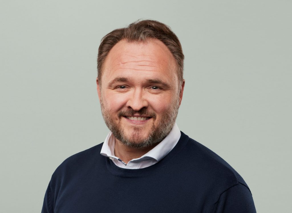 Dan Jørgensen i modvind: Brugte 20.823 kroner på at flyve enkelt medarbejder