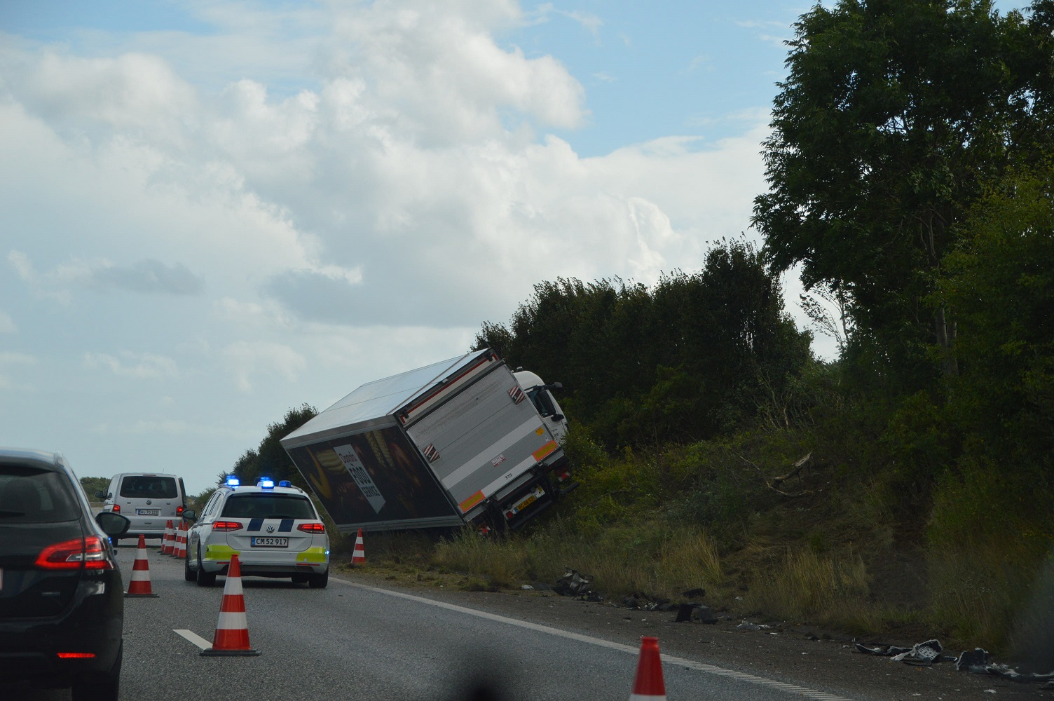 Voldsomt uheld skaber massive problemer på motorvejen