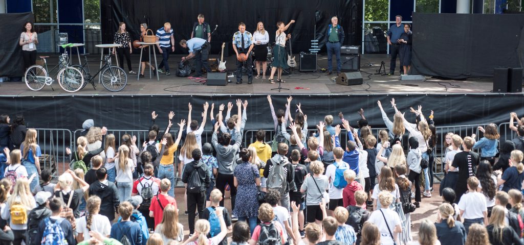 1000 skolepatruljer fester i Friheden