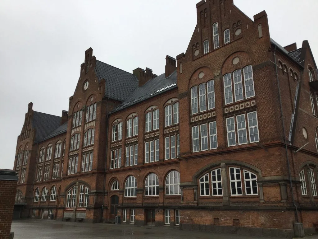 Nedlagt skole på Frederiksbjerg bliver omdannet til nyt forenings- og fritidshus