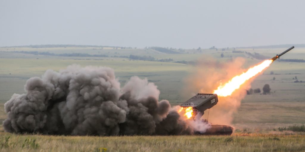 Russiske tropper skyder flammekastere mod sine egne mænd