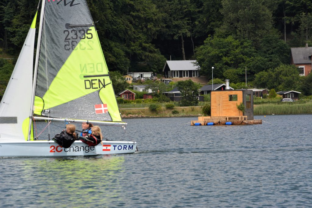 Floating Art: Atter flydende kunst på Vejle Fjord