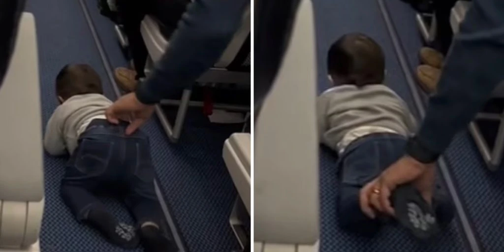 Far deler vandene med ‘usædvanligt trick’ til at holde baby beskæftiget på flyvetur