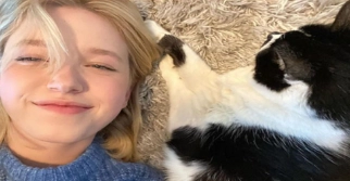 Pas på du ikke hopper i svindlernes fælde: ’14-årige Freja er forsvundet, og familien frygter bortførelse’
