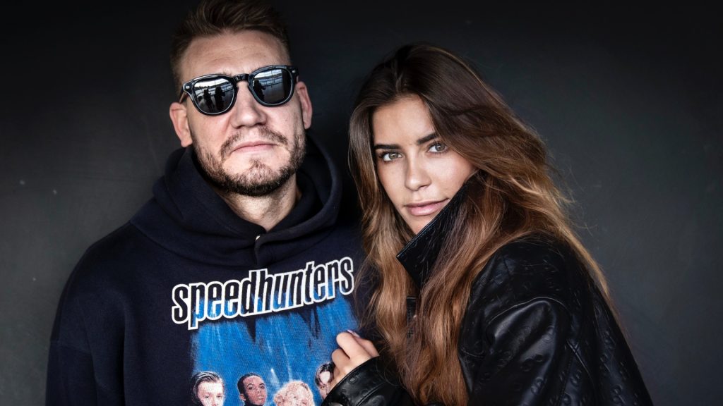 Philine Roepstorff gør det igen – smider kludene: Overlader næsten intet til fantasien