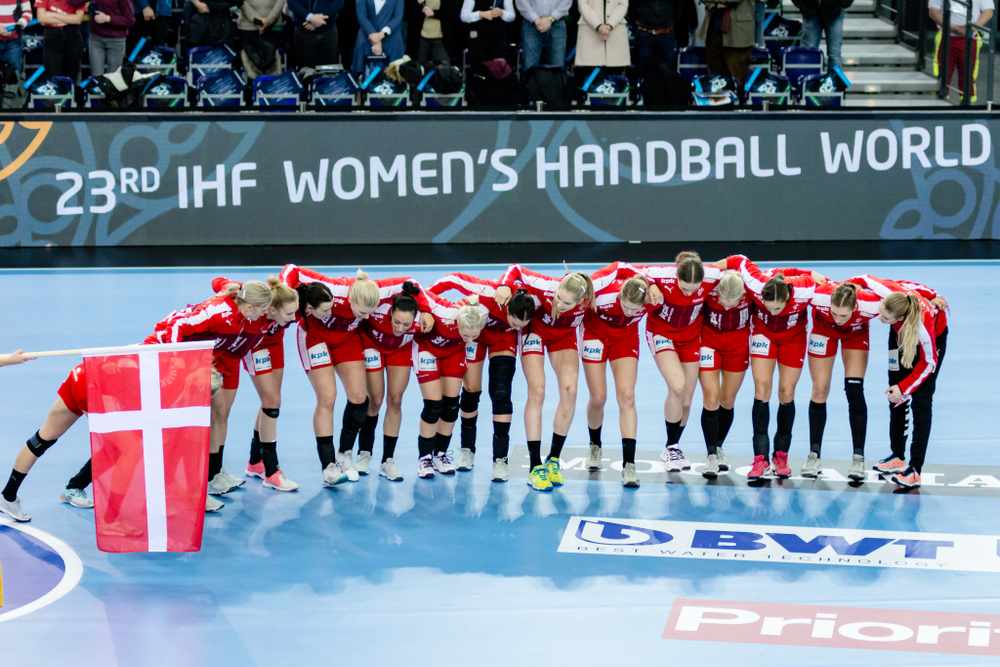 Kvindehåndbold VM 2019: Danmark tabte til teenagedrenge i optakt