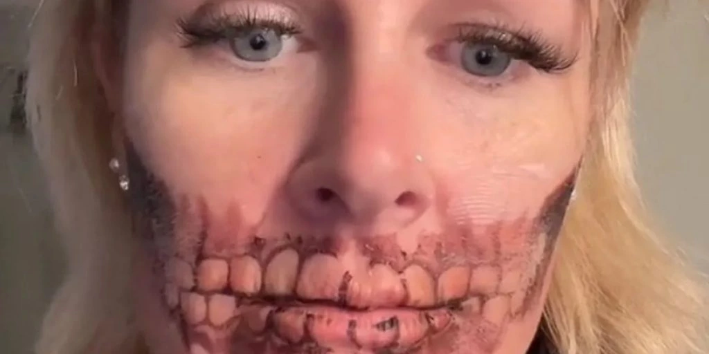 Kvinde fik lavet skræmmende Halloween-tatovering: Da hun skulle fjerne den, gik hun i panik