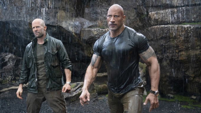 Hårdpumpet action og fede biler: Anmeldelse af Fast & Furious Presents: Hobbs & Shaw