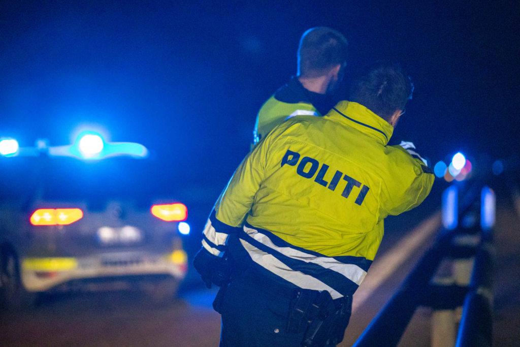 Fire anholdte i to sager om frihedsberøvelse og vold i bandemiljøet