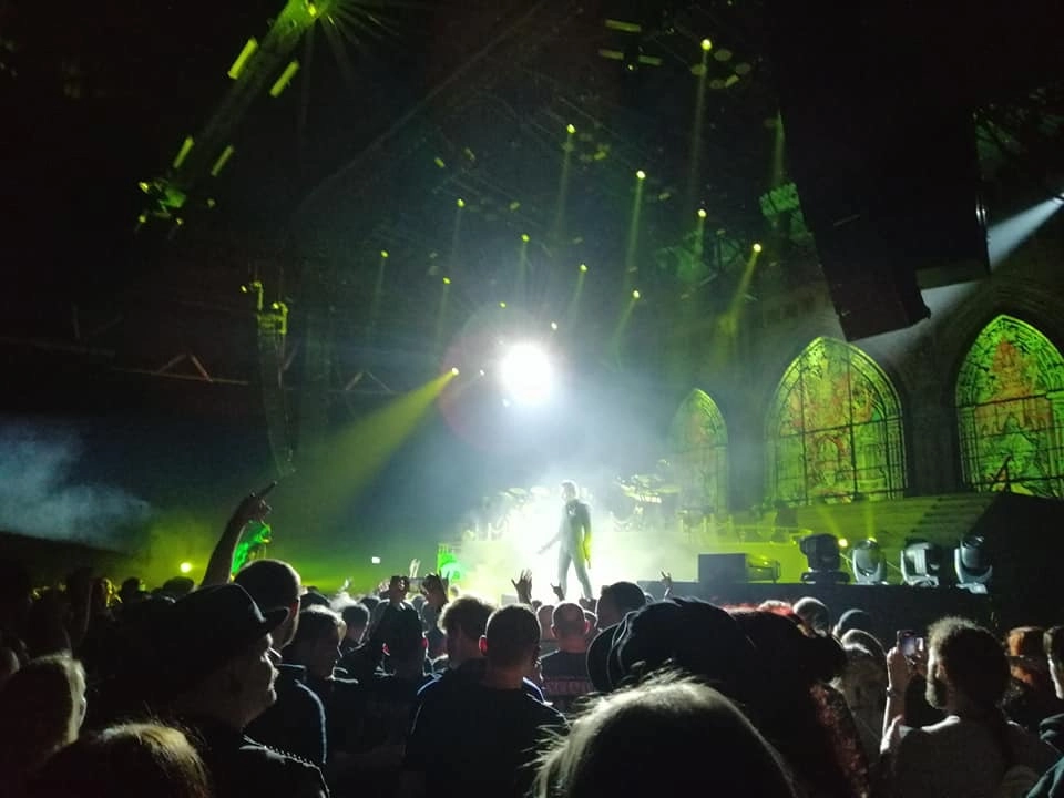 Fadølsfest med satanistisk ABBA