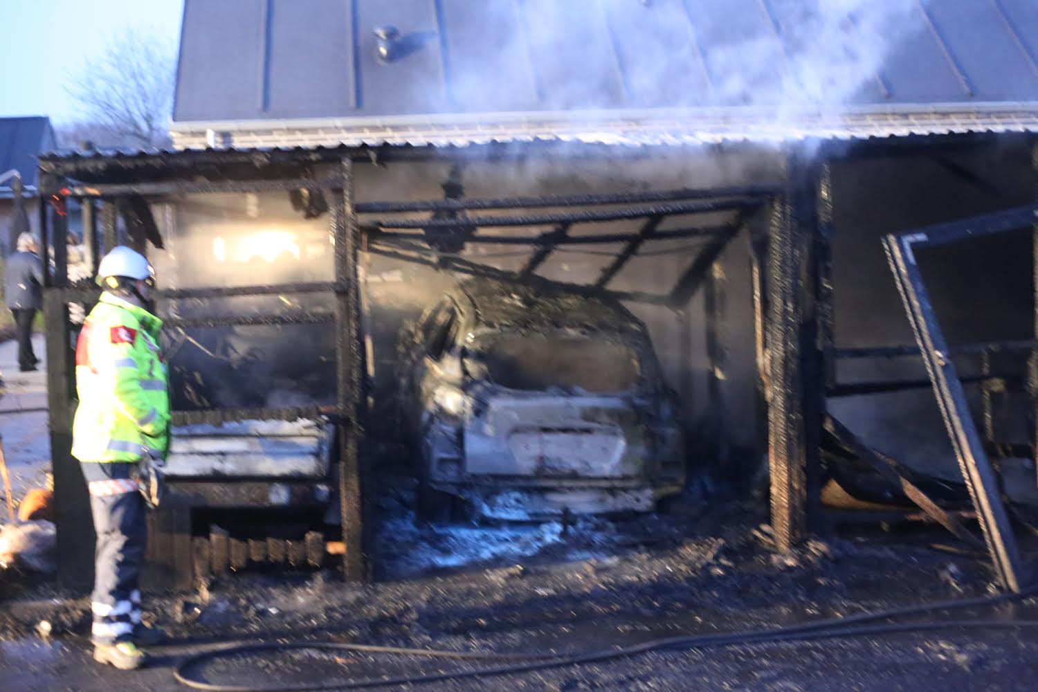 Voldsom brand i Vejle