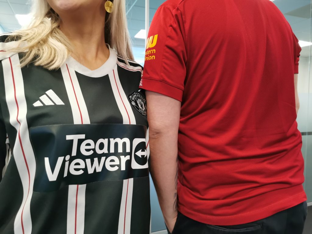 Hjerteskærende årsag: Derfor trækker vi i fodboldtrøjerne den 1. marts