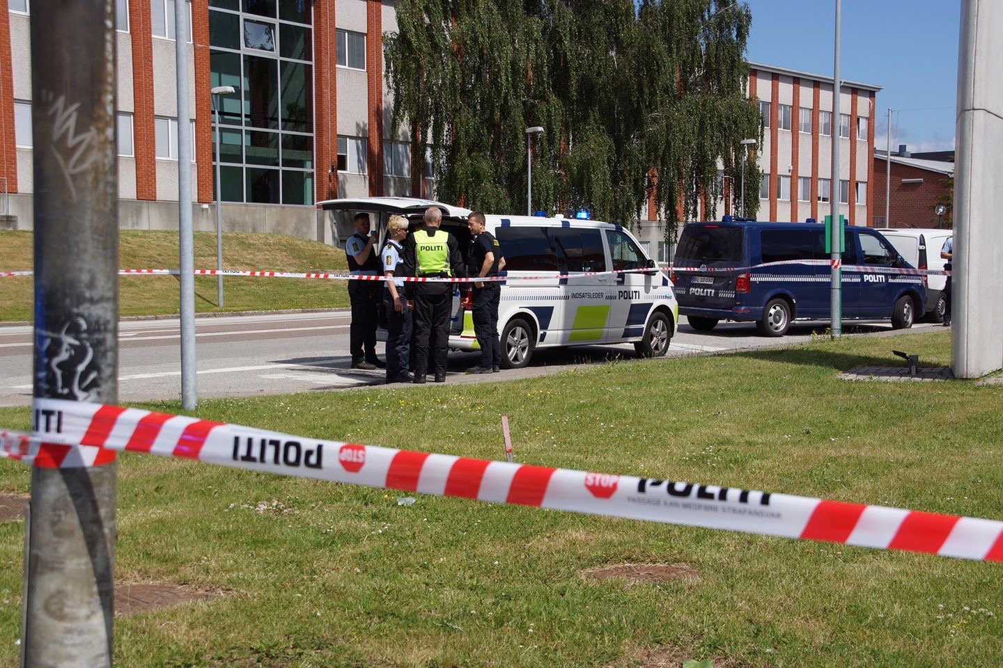 Knivstikkeri på åben gade: 22-årig stukket ned