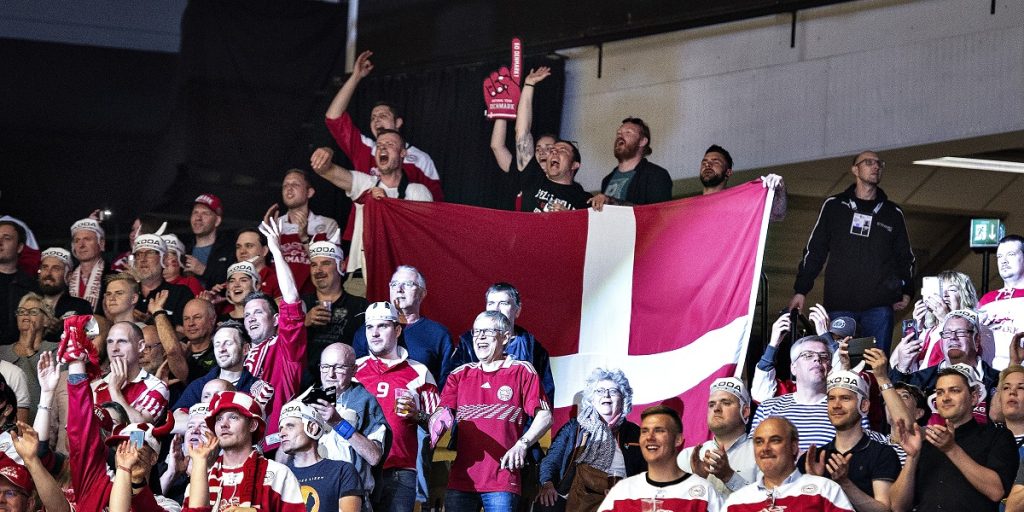 Kæmpe chok: Stopper som dansk landstræner