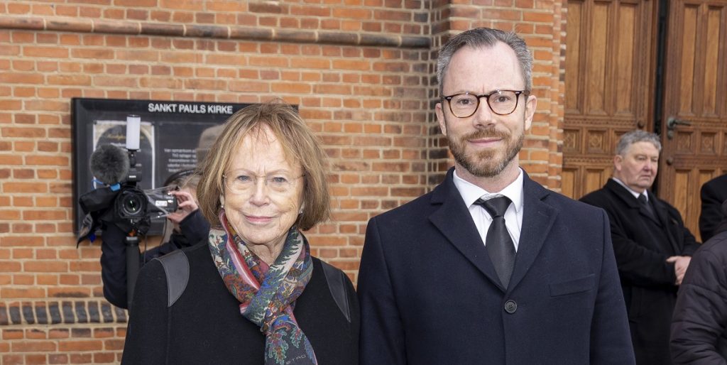 Jakob Ellemann-Jensen sygemeldt: Nu taler hans mor