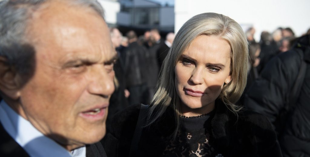 Nu taler Janni Ree ud om ”Forsidefruer”