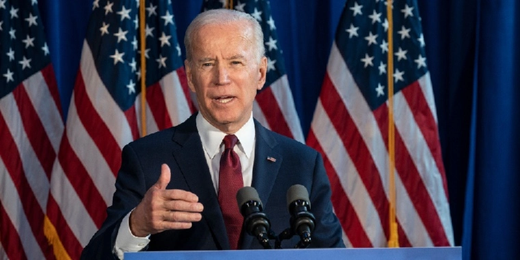 Joe Biden slog lang højlydt prut foran royalt medlem