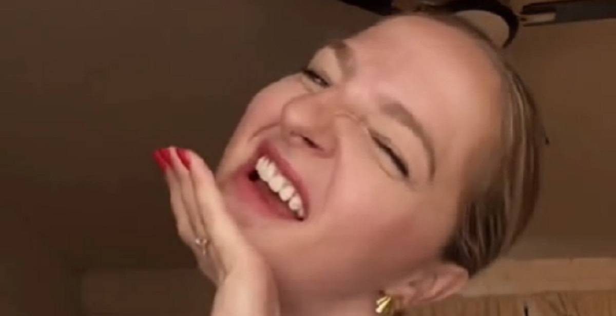 Mange gør det dagligt: Nu advarer læge mod at knække nakken