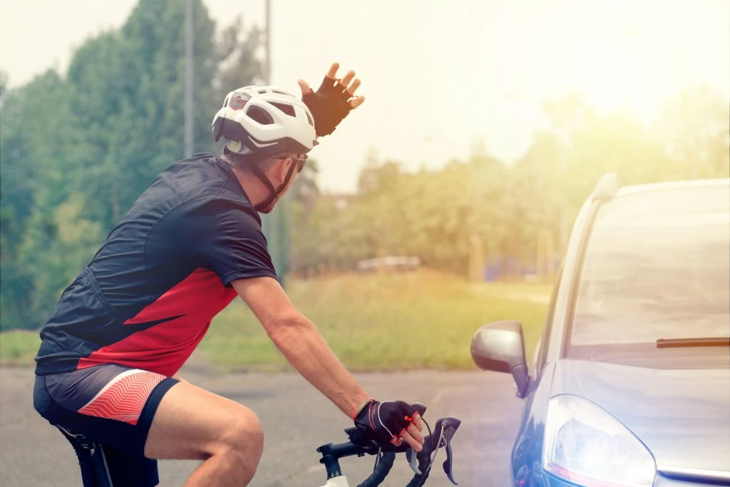 Aggressive bilister: Knap hver syvende cyklist har fået smidt en genstand i hovedet