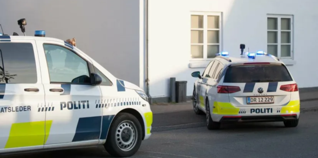 Tennagepige løb for livet: Jagtet af blodig mand med kniv