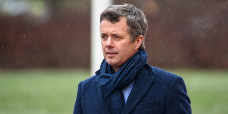 I dag fylder Kronprins Frederik 55 – Men det er en anden historie fra kongehuset, medierne skriver om
