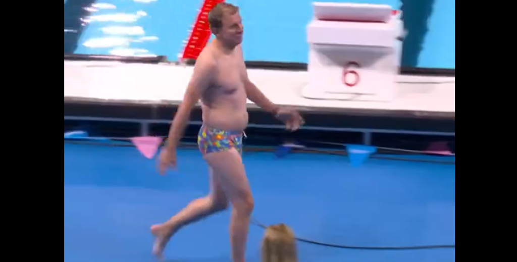 Genstand fandt vej til bunden af det olympiske bassin: Pludselig skulle ‘svømmeren’ Bob i aktion