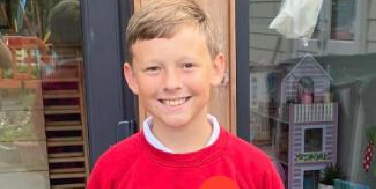 10-årig dreng tegnede efterlysningsplakat: Hvad han havde mistet, fik internettet til at knibe en tåre